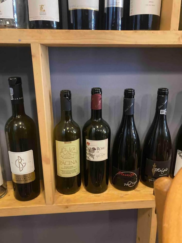 Pacina - Azienda Agricola Pācina - Giovanna Tiezzi, Stefano Borsa, Maria Borsa, Carlo Borsa, Roberto Maccari, Elisabeth Racine 