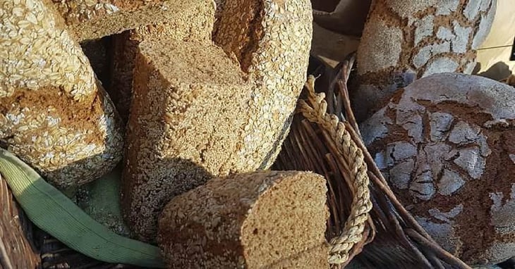 Pane Di Grani Antichi E Farro - Vineria Sonora - 497626