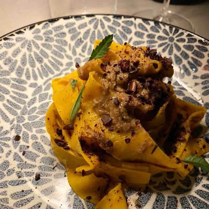 Pappardelle All’Uovo, Ragu Di Piccione E Fave Di Cacao - Luce Ristorante - 365830
