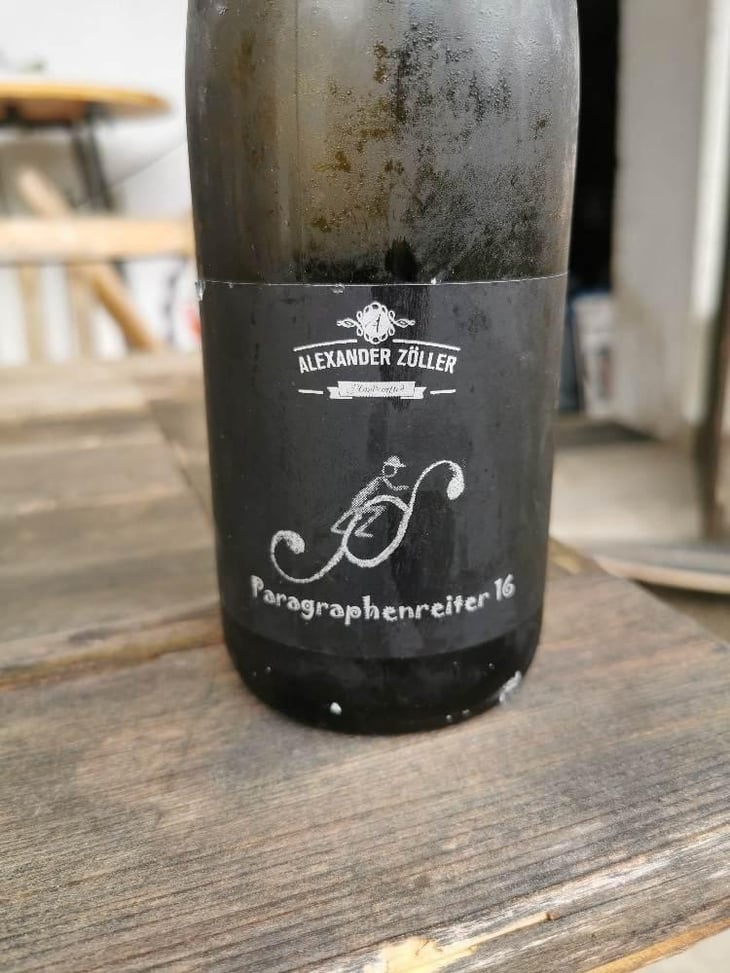 Paragraphenreiter - Weingut Zöller - Alexander Zöller 