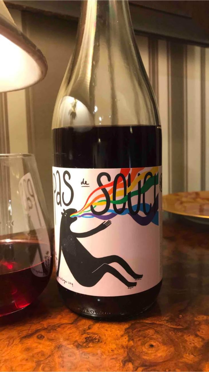 Pas De Souci - Carrick Winery - Rosie Menzies & Cliff Wickman 