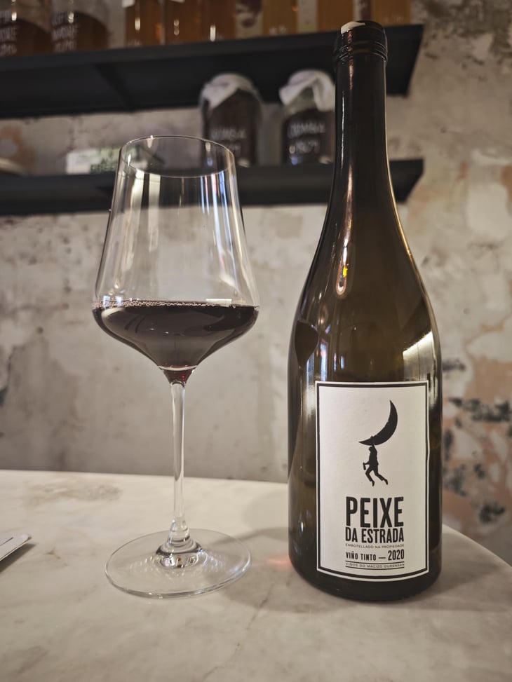 Peixe da Estrada - Peixes - Jesús Olivares and Curro Bareño 