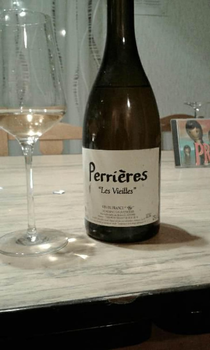 Perrières "Les Vieilles " - Domaine Sauveterre - Ghislaine & Jerôme Guichard 