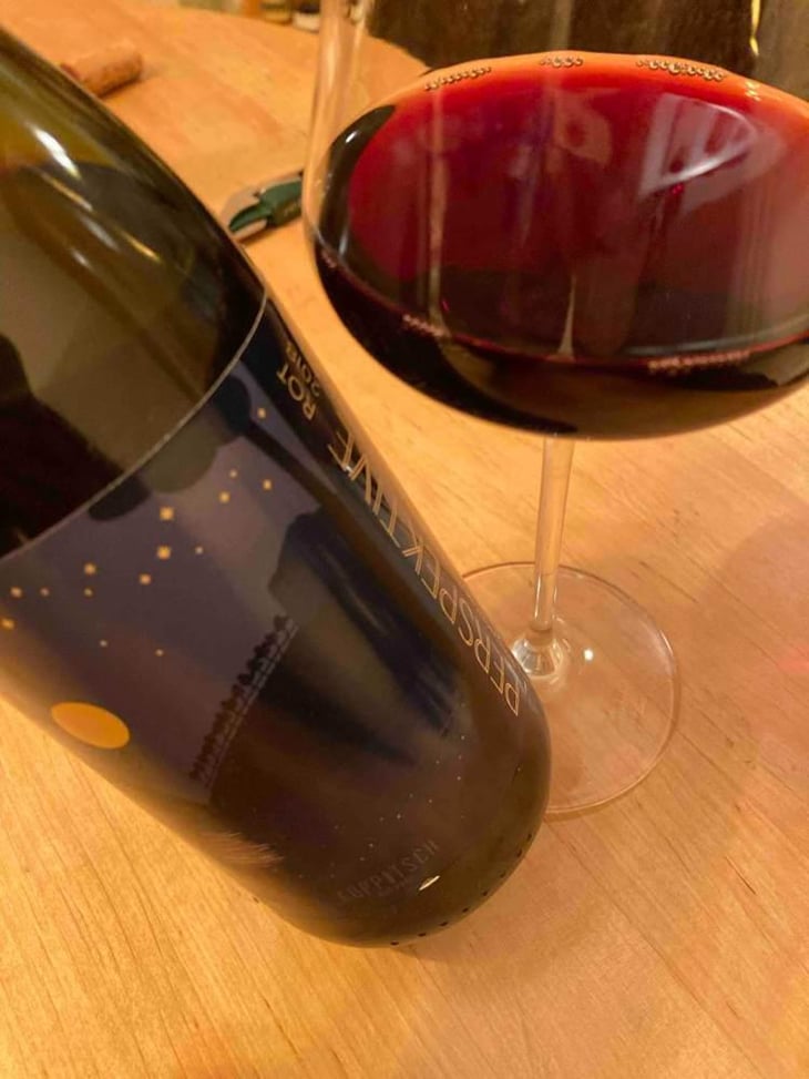 Perspektive Rot - Weingut Koppitsch - Maria & Alex Koppitsch 