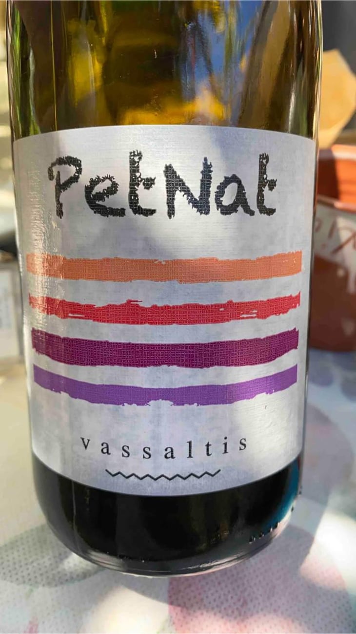 Pet Nat - Vassaltis Vineyards - Yannis Papaeconomou, Elias Roussakis & Yannis Valambous 