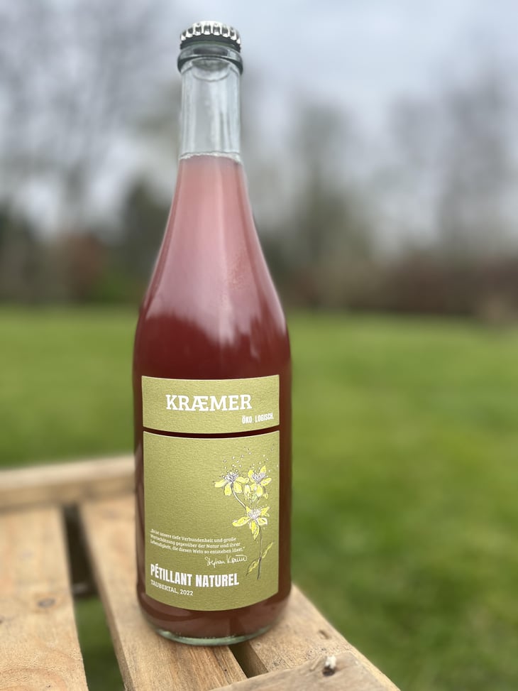 Pet Nat Rosé Muschelkalk - Ökologischer Land- & Weinbau Krämer - Simone Wege & Stephan Kraemer 