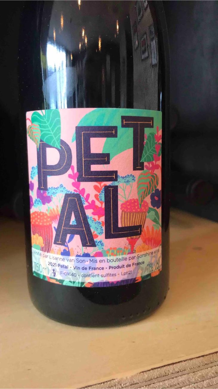 Petal - Domaine des Sonnettes - Sonshine Vins - Edouard Gouyette & Lisanne van Son 