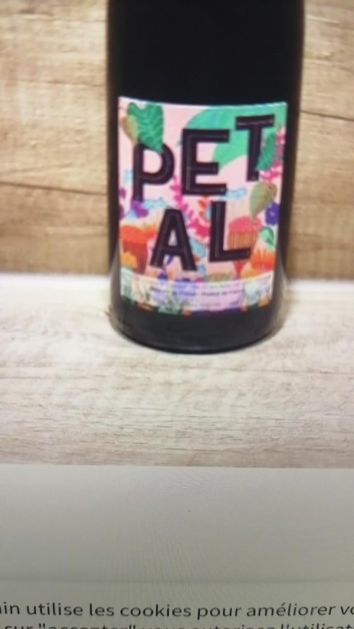 Petal - Domaine des Sonnettes - Sonshine Vins - Edouard Gouyette & Lisanne van Son 