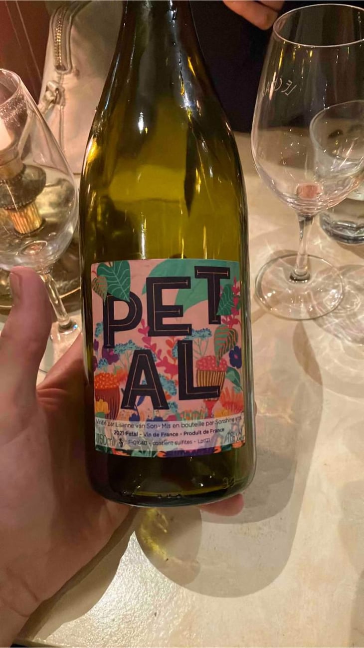 Petal - Domaine des Sonnettes - Sonshine Vins - Edouard Gouyette & Lisanne van Son 