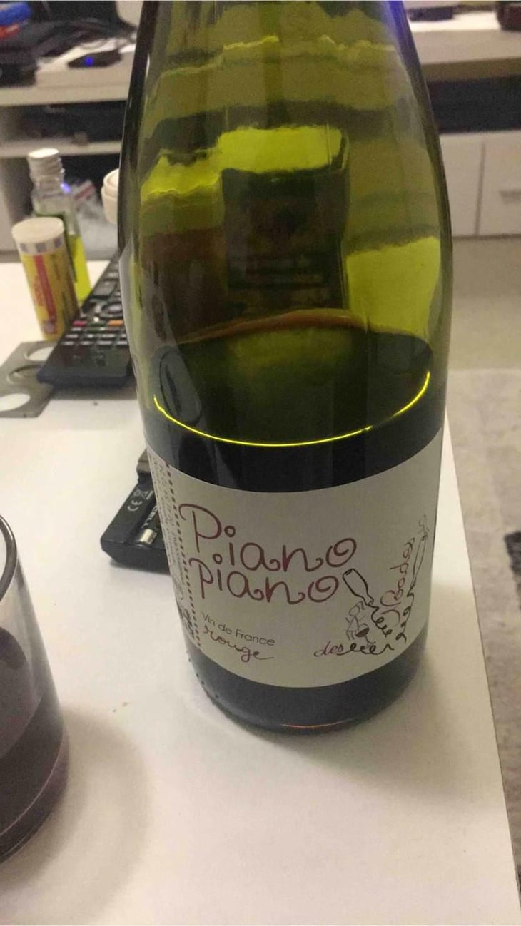 Piano Piano Vin Rouge - Les Noades - Jacky & Vero Ripoche 
