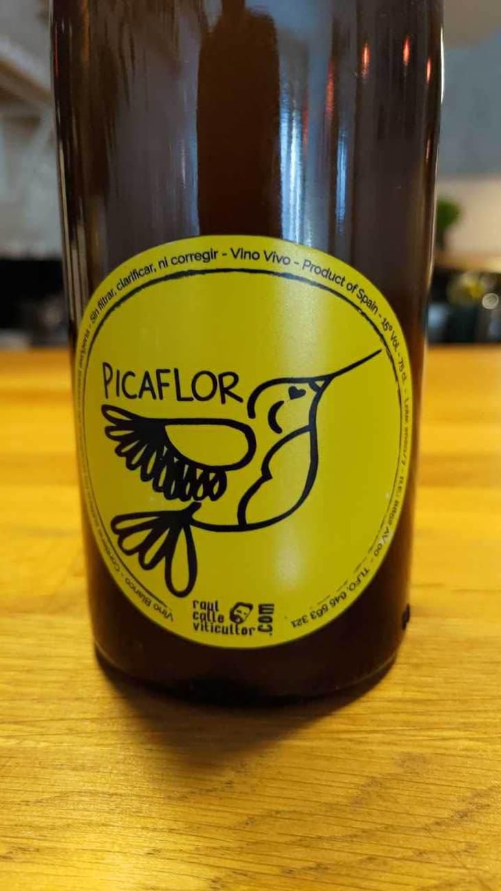 Picaflor - Vinos Naturi - Raúl Calle y Laura Piñas 
