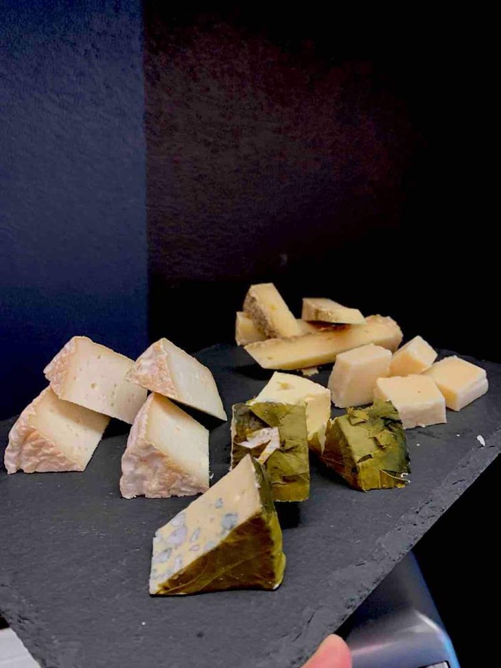 Piccola Selezione Di Formaggi - Dabeva - 810784