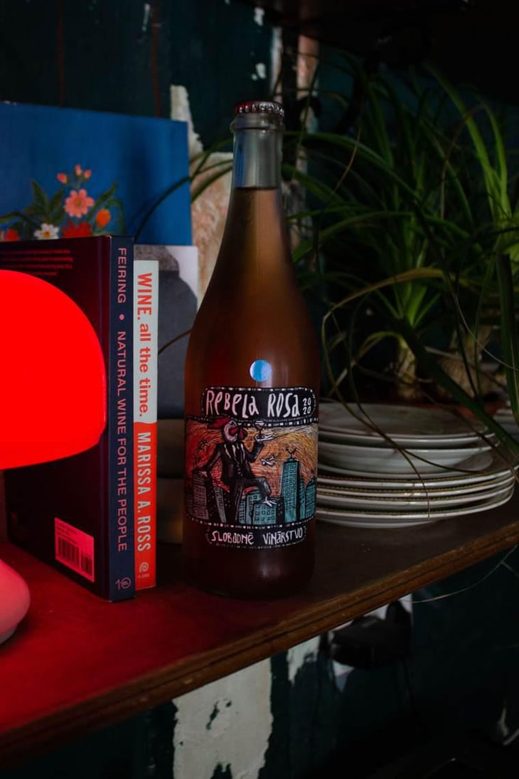 Rebela Rosa - Slobodné Vinárstvo - Majer Zemianske Sady - Michal Kuropka, Agnes Lovecká, Katarína Kuropková 