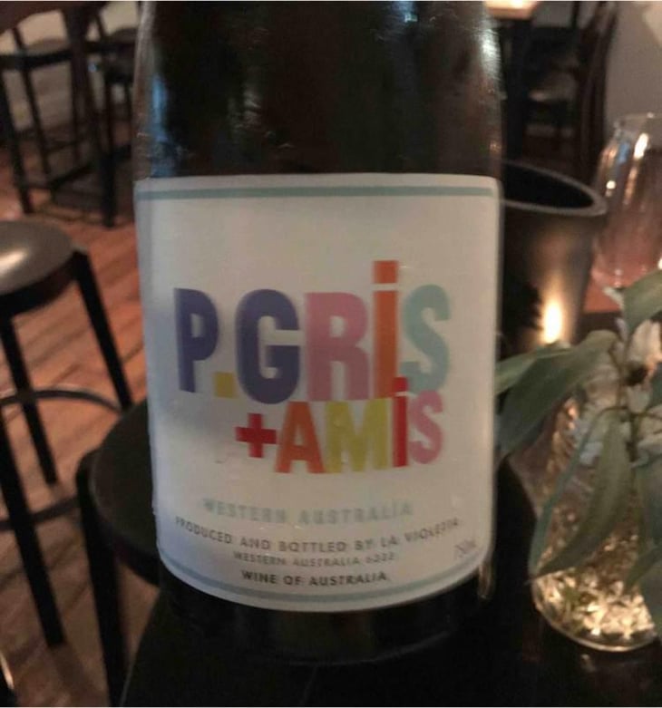 Pinot Gris and Amis - La Violetta - Andrew Hoadley 