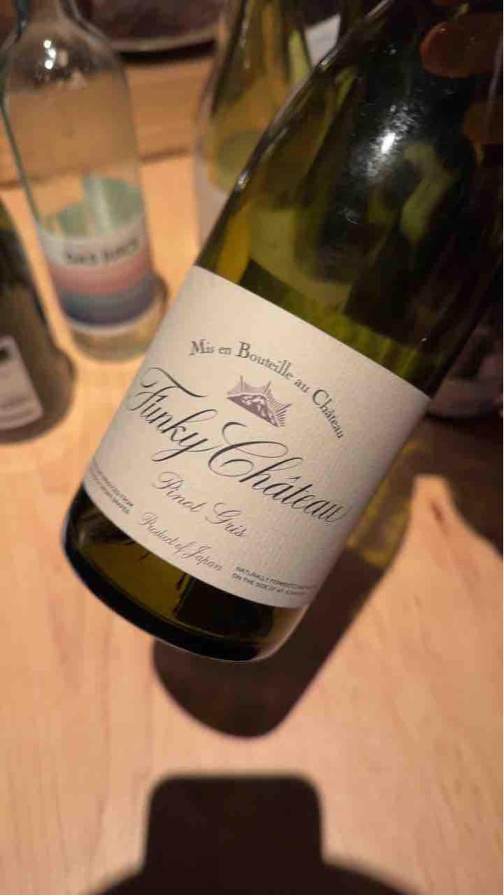 Pinot Gris - Funky Chateau - Toyohiko & Michiko Kanehashi 