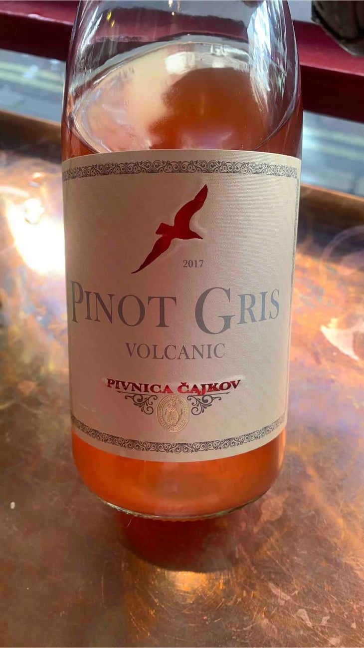 Pinot Gris Volcanic - Pivnica Čajkov - Marek Uhnák 