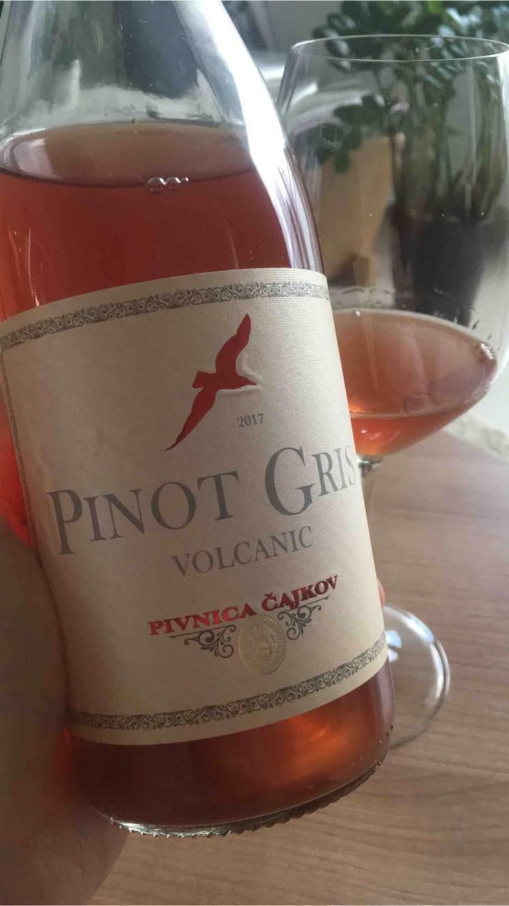 Pinot Gris Volcanic - Pivnica Čajkov - Marek Uhnák 