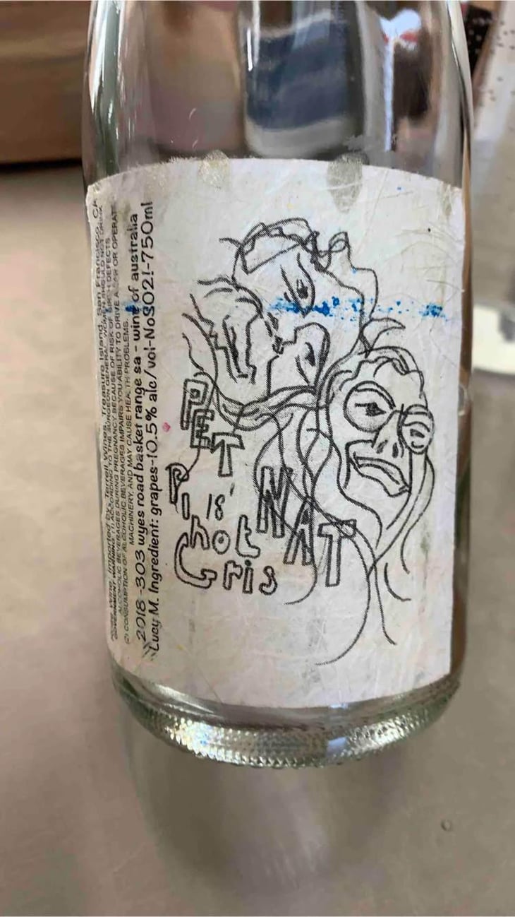 Pinot Gris Pet Nat - Lucy Margaux Vineyards - Anton Van Klopper 