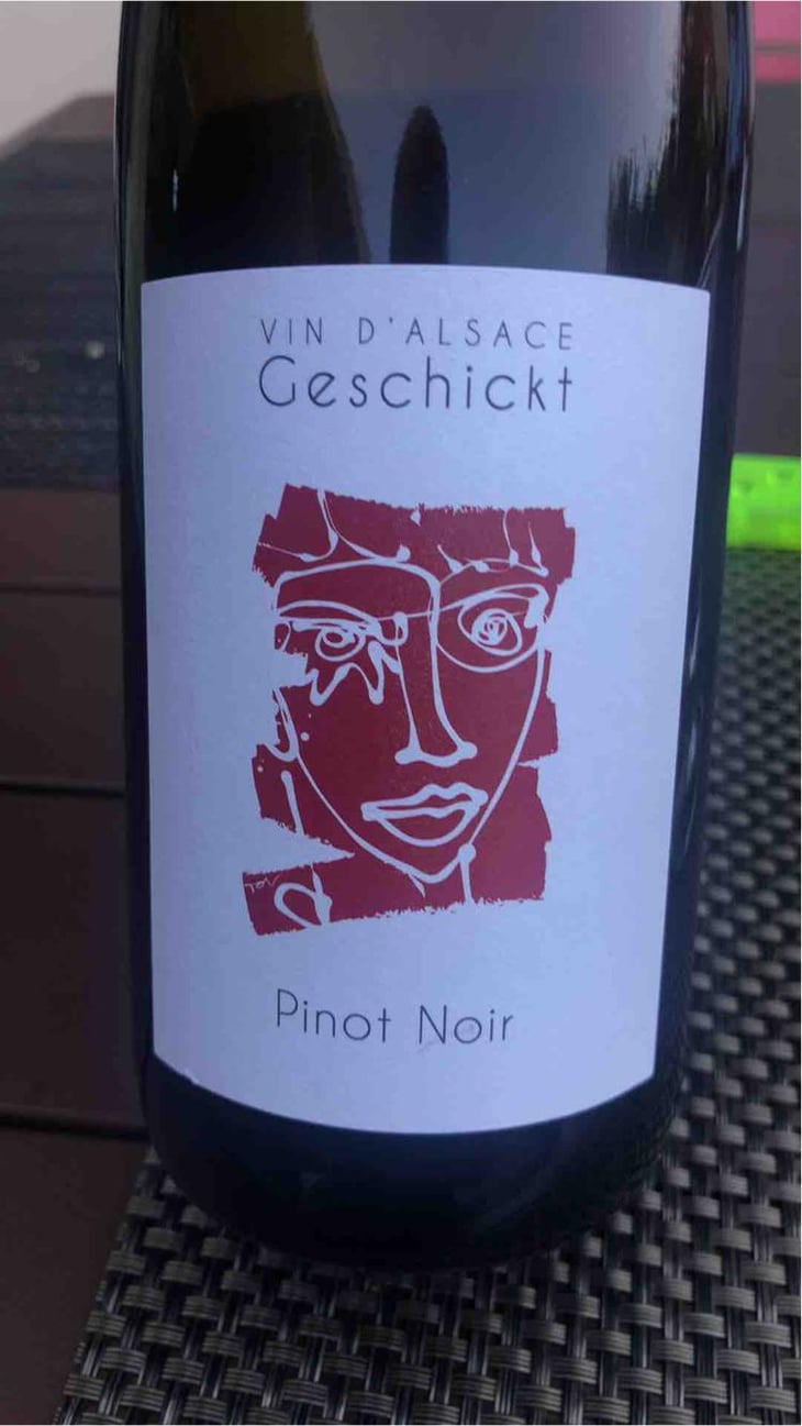 Pinot Noir - Domaine Geschickt - Arnaud Geschickt & Aurélie Fayolle 