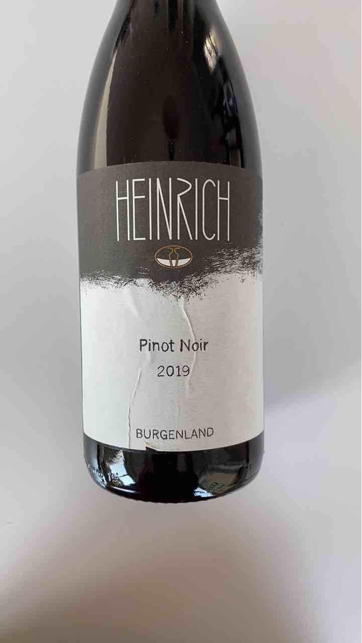 Pinot Noir - Weingut Heinrich - Gernot & Heike Heinrich 