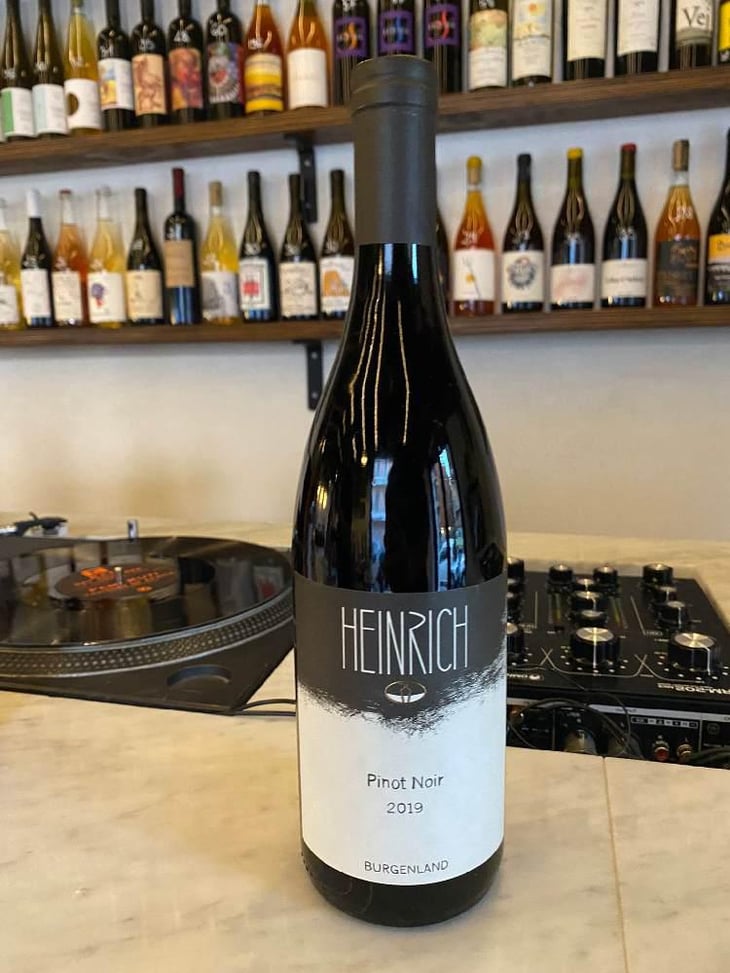 Pinot Noir - Weingut Heinrich - Gernot & Heike Heinrich 