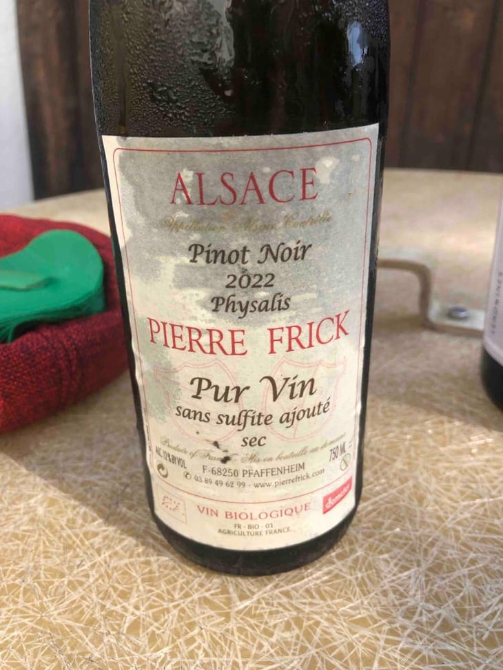 Physalis Pinot Noir - Domaine Pierre Frick - Jean-Pierre, Chantal et Thomas Frick 