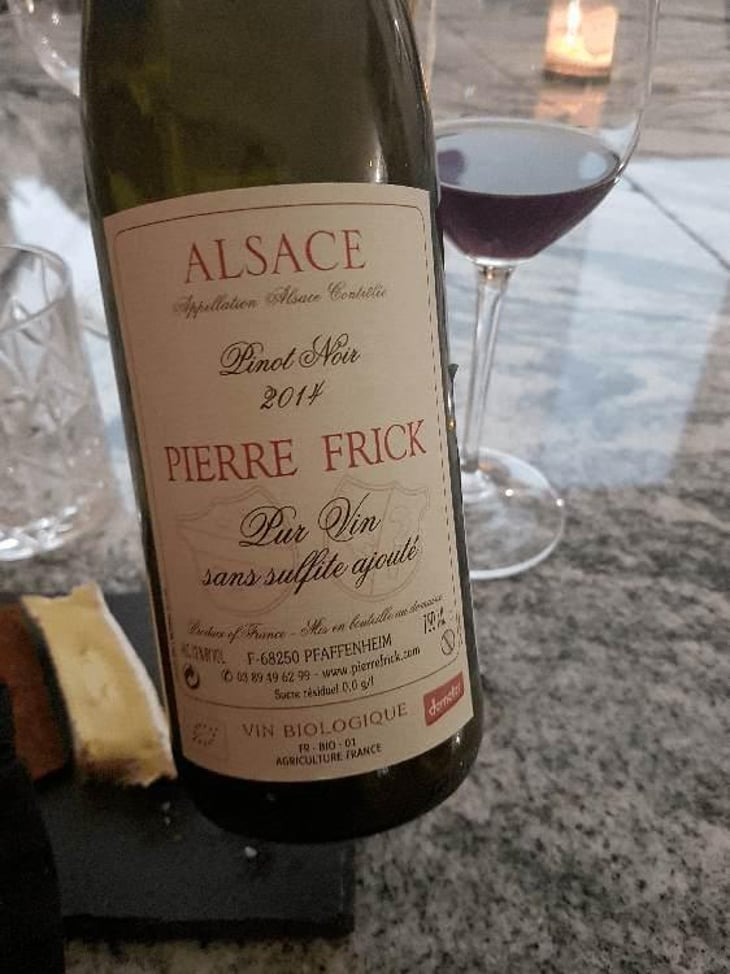 Pinot Noir - Domaine Pierre Frick - Jean-Pierre, Chantal et Thomas Frick 