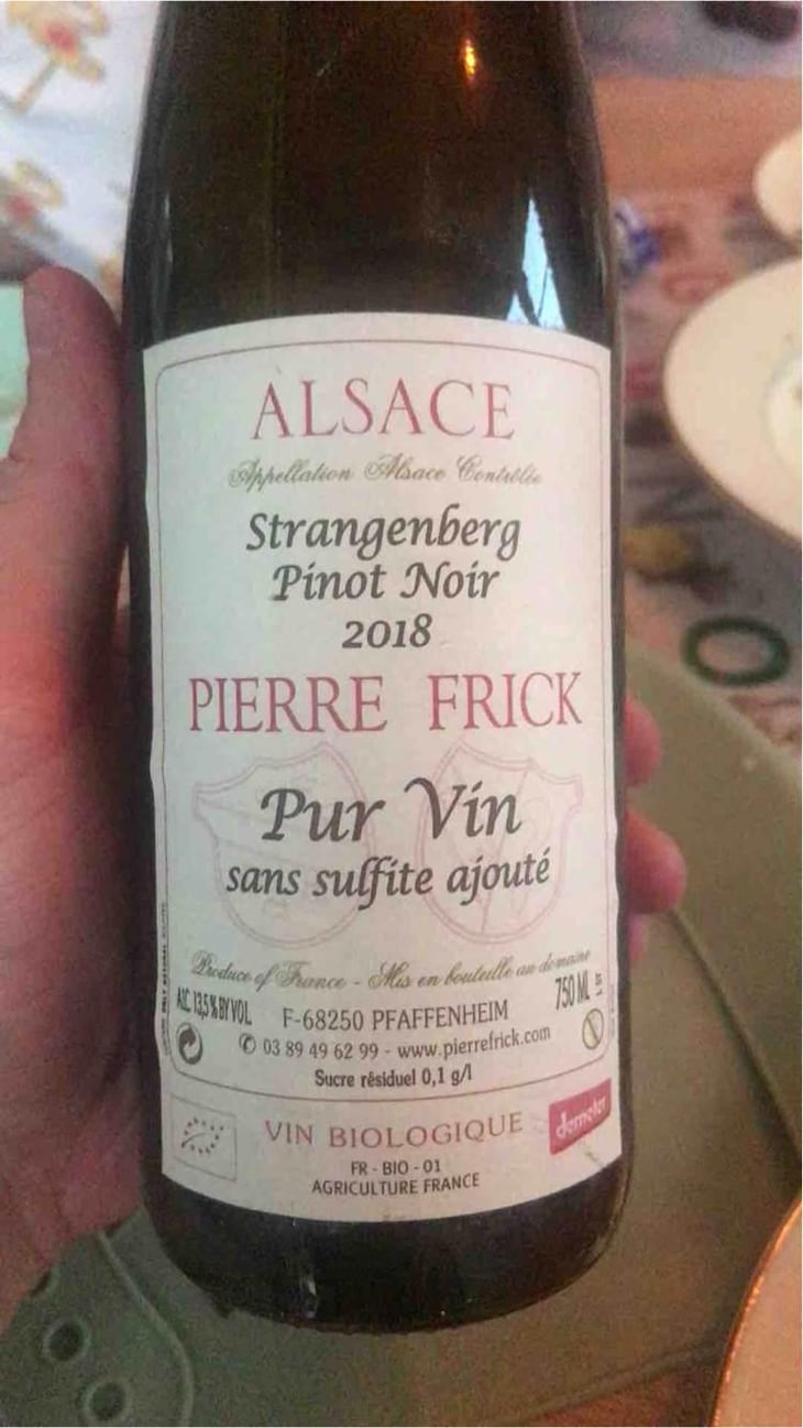 Strangenberg Pinot Noir - Domaine Pierre Frick - Jean-Pierre, Chantal et Thomas Frick -2022