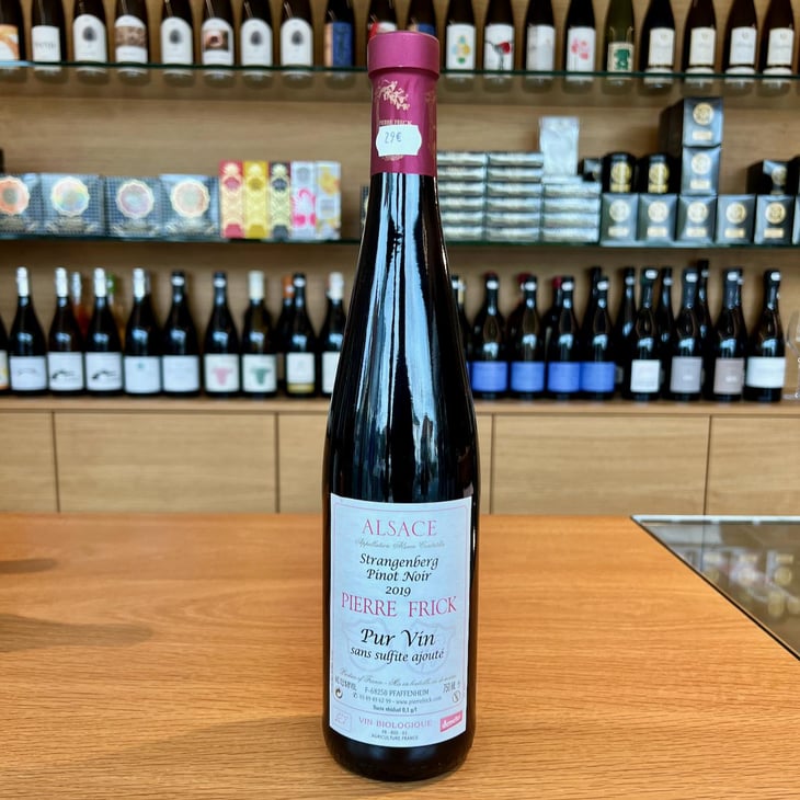 Strangenberg Pinot Noir - Domaine Pierre Frick - Jean-Pierre, Chantal et Thomas Frick -2022