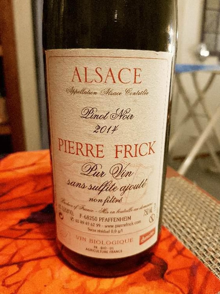 Strangenberg Pinot Noir - Domaine Pierre Frick - Jean-Pierre, Chantal et Thomas Frick -2022