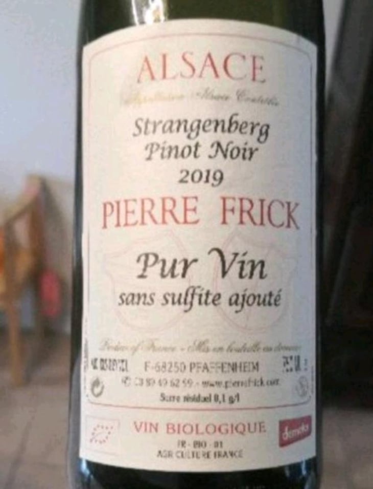 Strangenberg Pinot Noir - Domaine Pierre Frick - Jean-Pierre, Chantal et Thomas Frick -2022