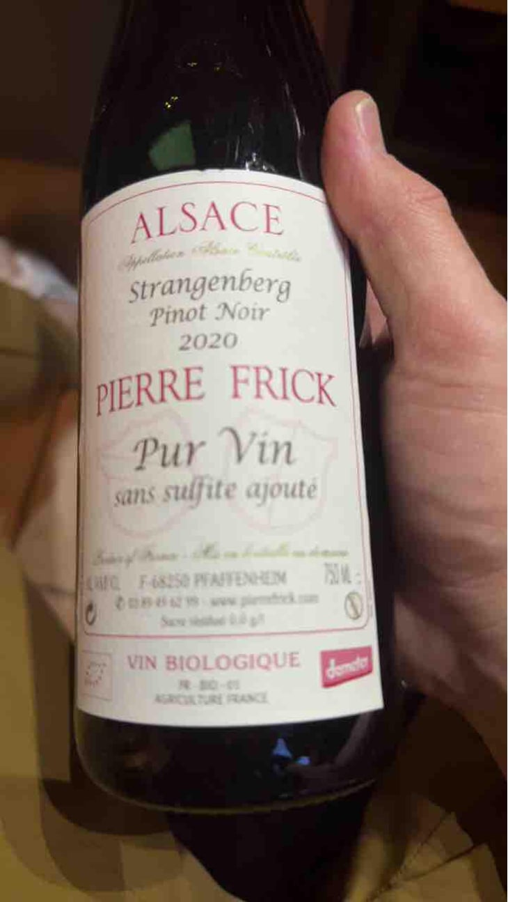 Strangenberg Pinot Noir - Domaine Pierre Frick - Jean-Pierre, Chantal et Thomas Frick -2022
