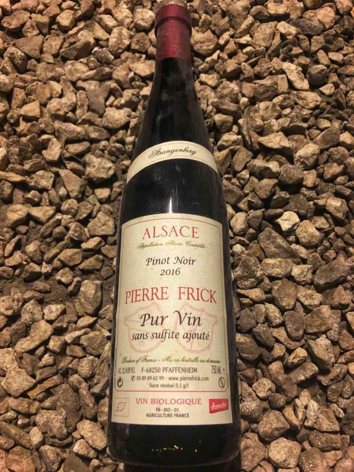 Strangenberg Pinot Noir - Domaine Pierre Frick - Jean-Pierre, Chantal et Thomas Frick -2022