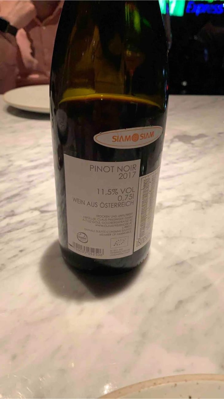 Pinot Noir - Weingut Claus Preisinger - Claus Preisinger 