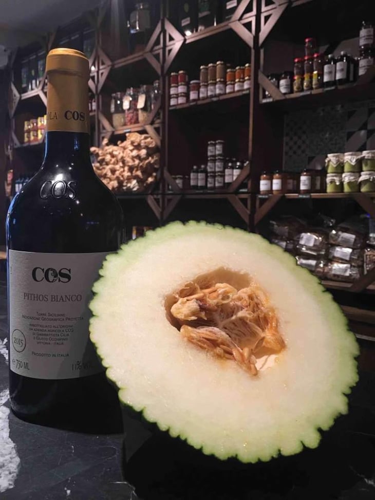 Pithos Bianco - COS - Giambattista Cilia, Cirino Strano & Giusto Occhipinti 