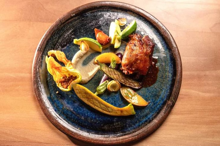 Plat Du Jour Renouvelé Chaque Jour Local Et Bio - Le Bouche à Oreille - 426351