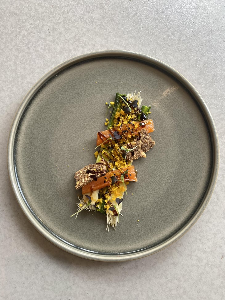 Poireaux Mimosa/Truite Gravlax De Lau Balagnas /Condiment Poire Et Balsamique Blanc - Popote - 602783