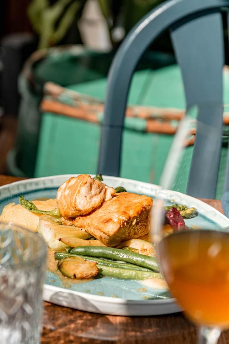 Poisson Du Jour - Auberge la Marmite - 502373