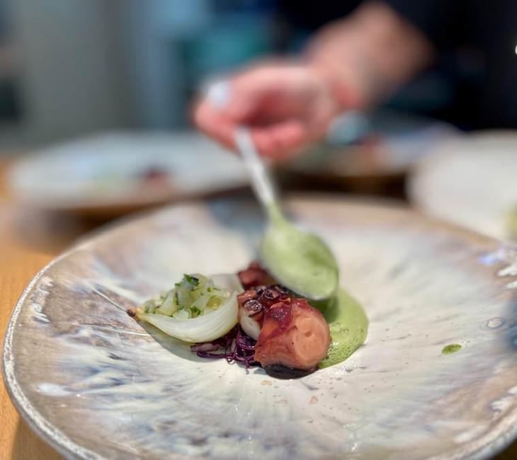 Pulpo Con Cebolla Dulce - Restaurante Riff - 512134