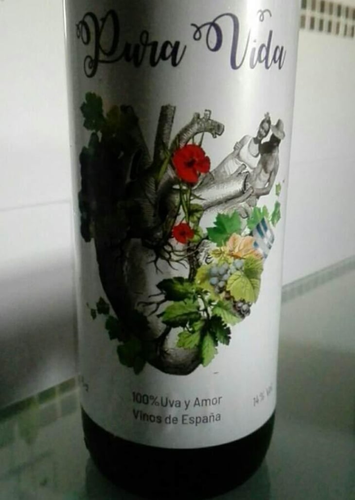 Pura Vida Cosecha - Bodega Pura Vida - Rober y Maria Ayala Sánchez 