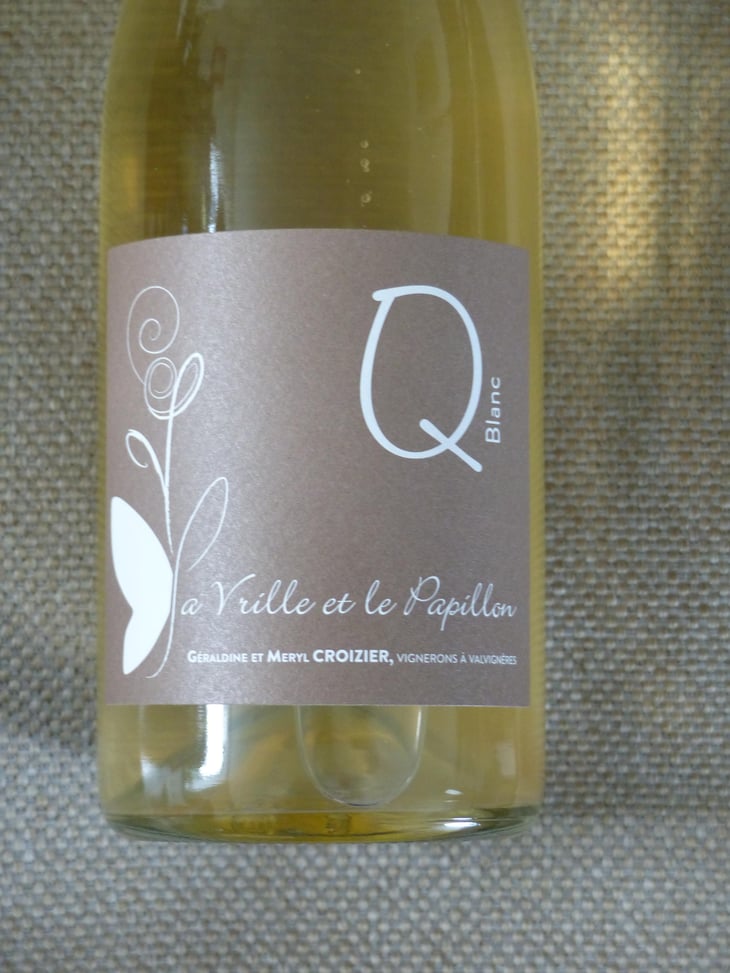 Q Blanc - La Vrille et le Papillon - Géraldine & Méryl Croizier 
