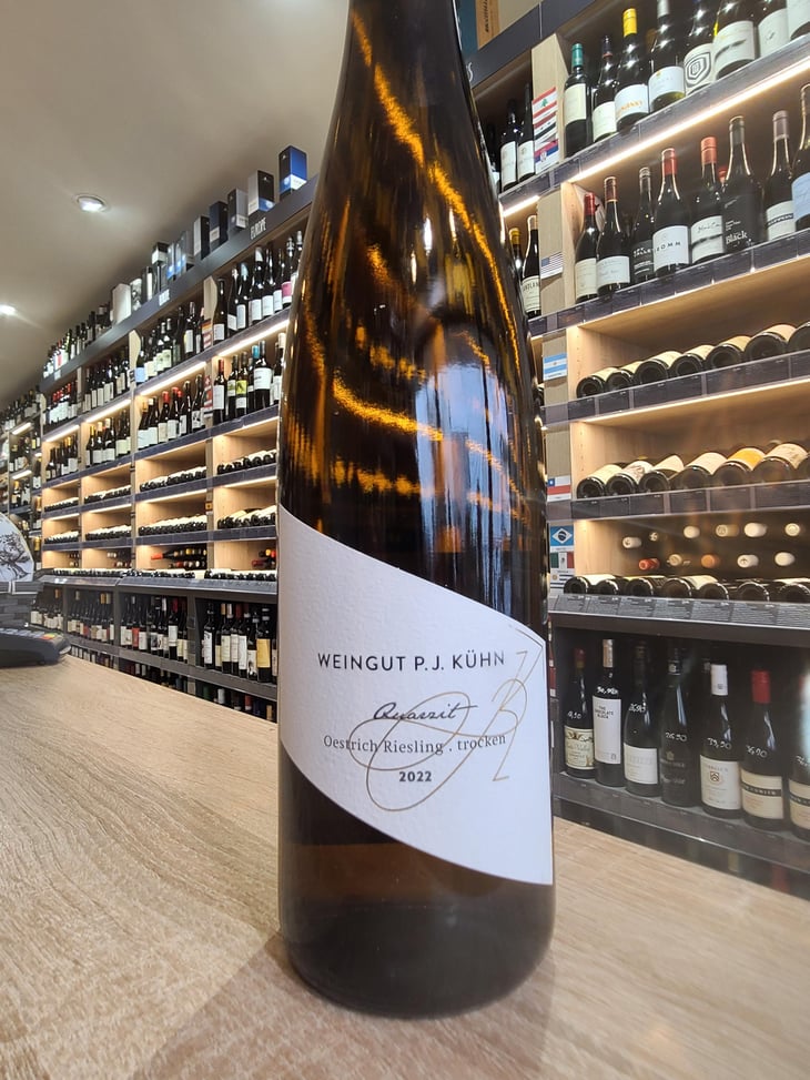 Quarzit - Weingut Peter Jakob Kühn - Angela & Peter Jakob Kühn 