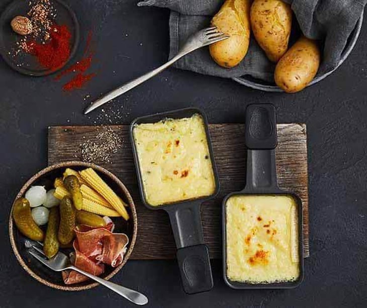 Raclette Au Lait Cru Affinée Par Christophe Cuinet, Charcuteries Artisanales & Pommes De Terre Grenailles - La Buvette - 420786
