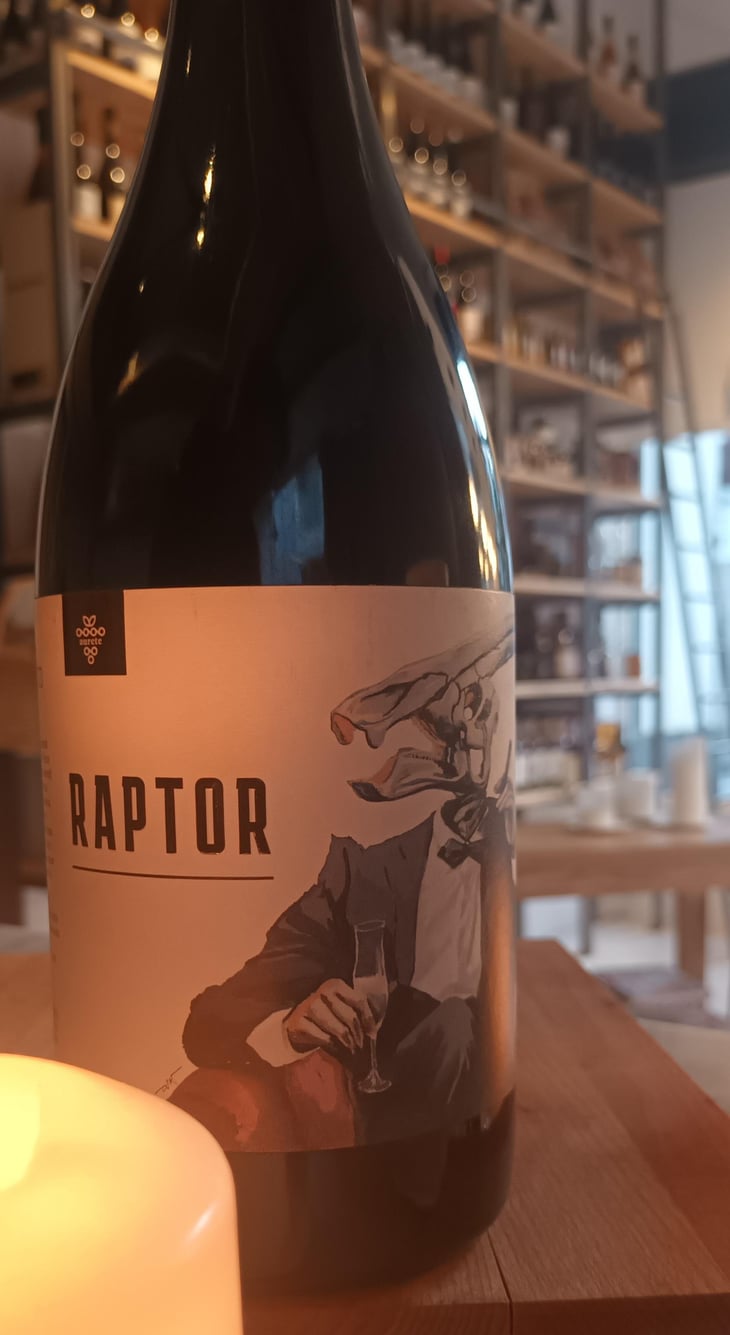 Raptor - Azienda Agricola Aurete - Giovanni Vittiglio, Paolo Ingino & Eugenio Varone 