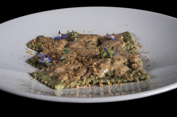 Ravioloni Di Erette E Sarazzu Con Salsa Di Nocciole Misto Chiavari - La Brinca - 613830