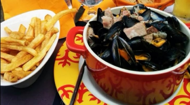 Retour Des Moules Frites 😍 - Restaurant Ti Lichous - 621814