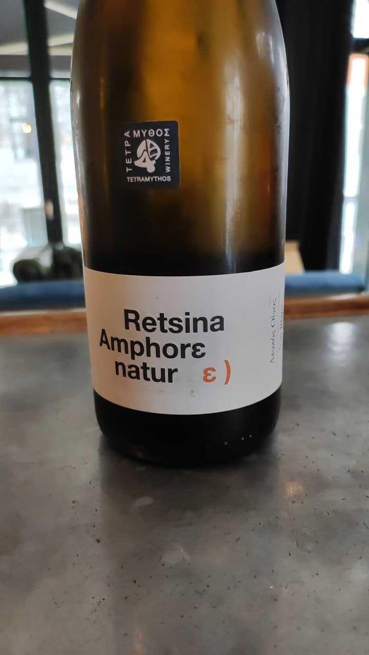 Retsina Amphore Natur - Tetramythos Winery - Τετράμυθος - Panos Papayiannopoulos, Aristos Spanos, Eustatius Spanos 