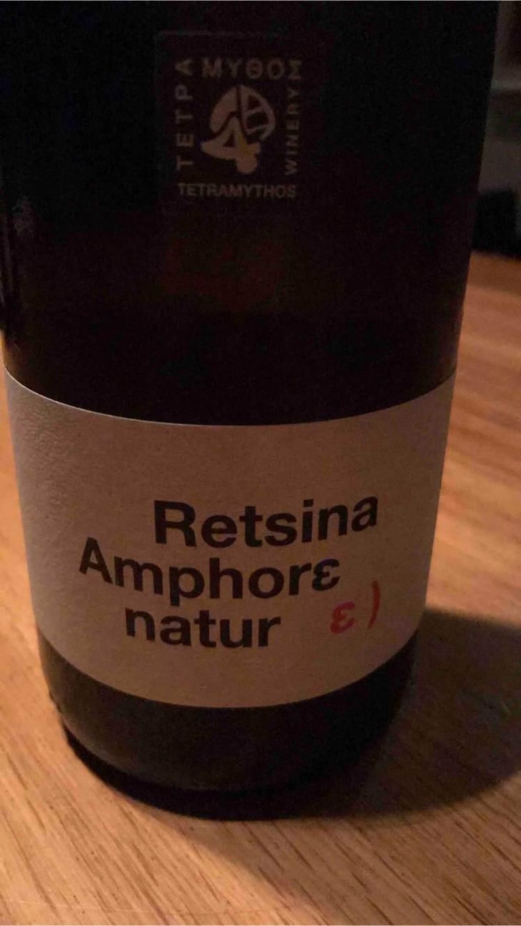 Retsina Amphore Natur - Tetramythos Winery - Τετράμυθος - Panos Papayiannopoulos, Aristos Spanos, Eustatius Spanos 