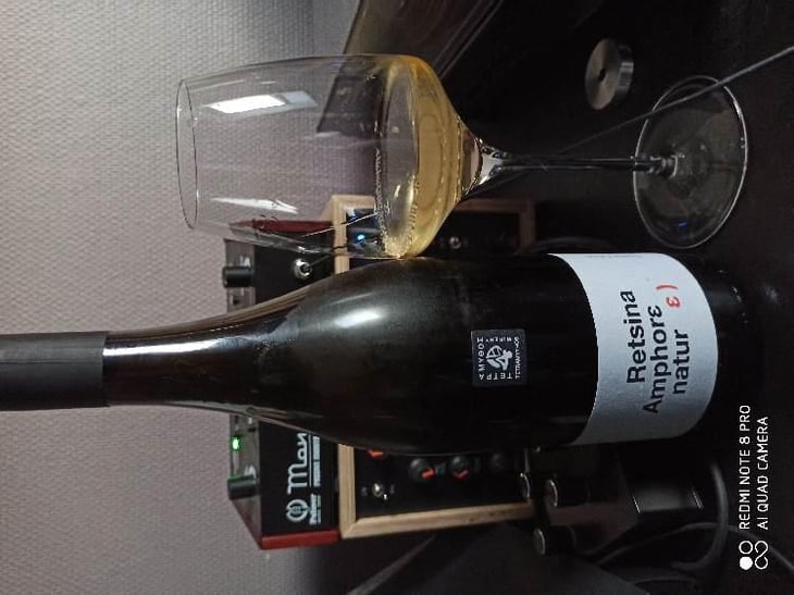 Retsina Amphore Natur - Tetramythos Winery - Τετράμυθος - Panos Papayiannopoulos, Aristos Spanos, Eustatius Spanos 