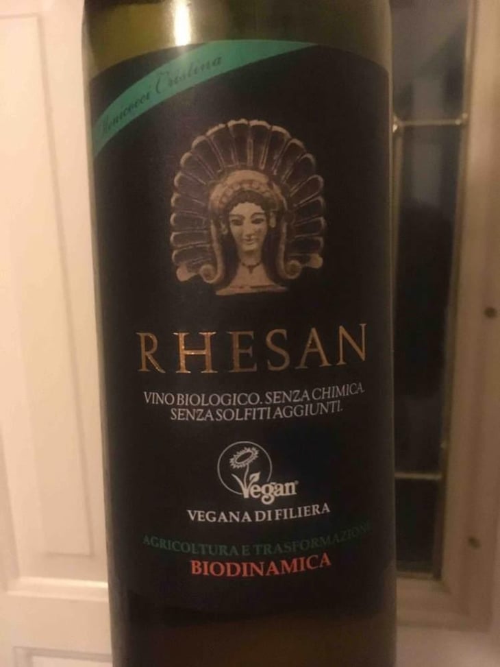 Rhesan - Azienda Agricola Biodinamica Claudio Menicocci di Cristina Menicocci - Cristina Menicocci 